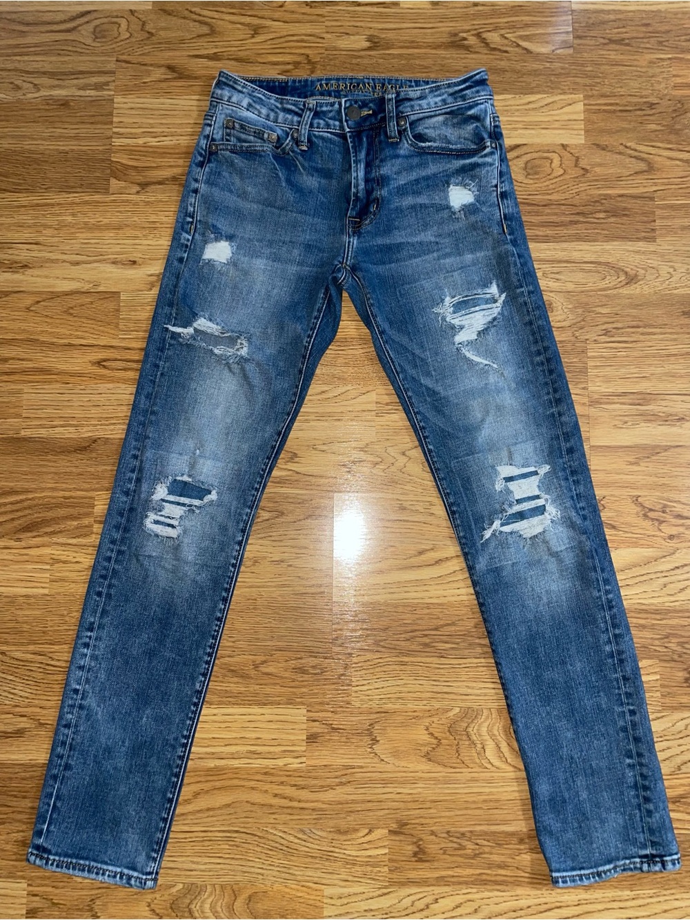 American Eagle Air Flex Slim Fit LJeans Men’s Size 28x32 Distressed Medium Wash